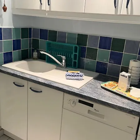 Quiet Near Апартаменты Сен-Рафаэль